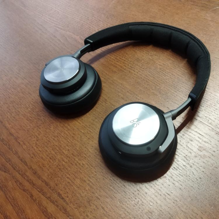 Sluchátka Bang & Olufsen Beoplay H9 - 3