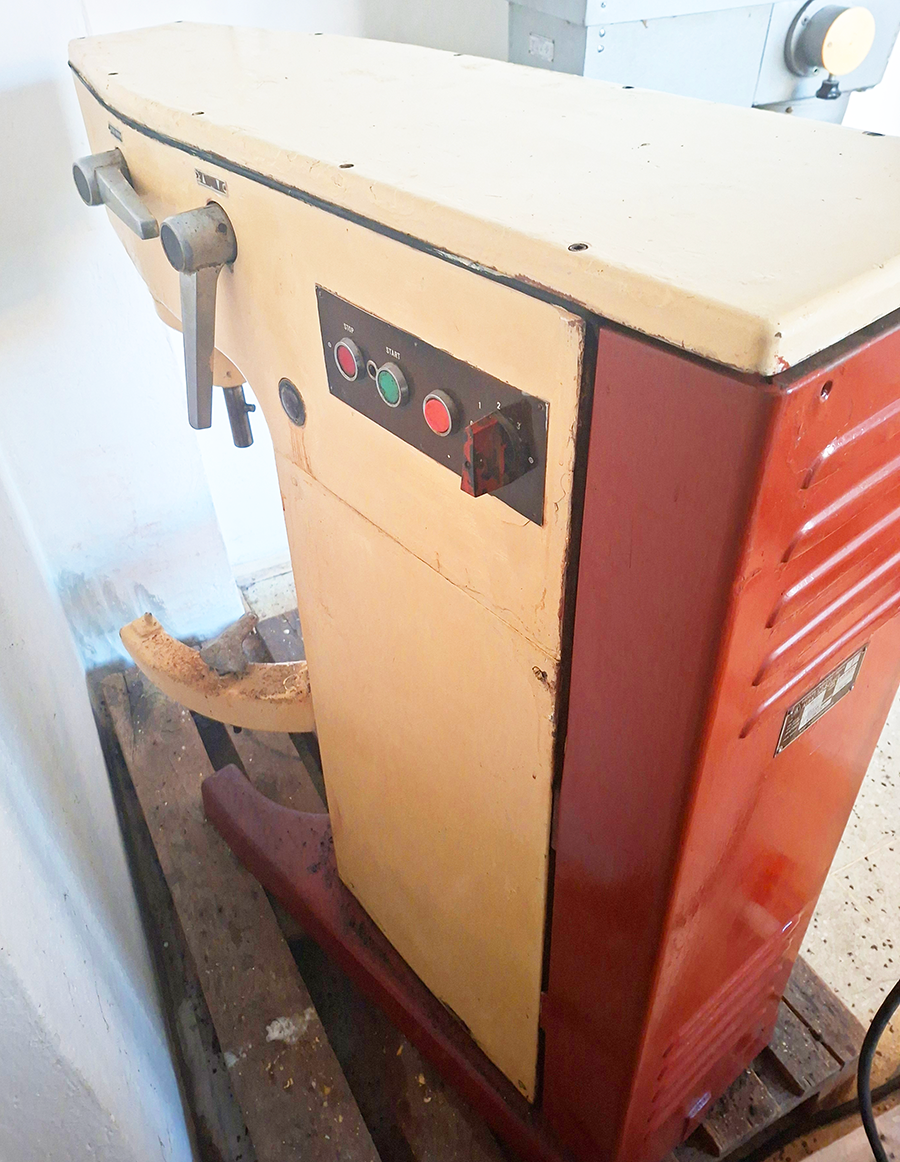 Robot - hnětač - míchací stroj - 3