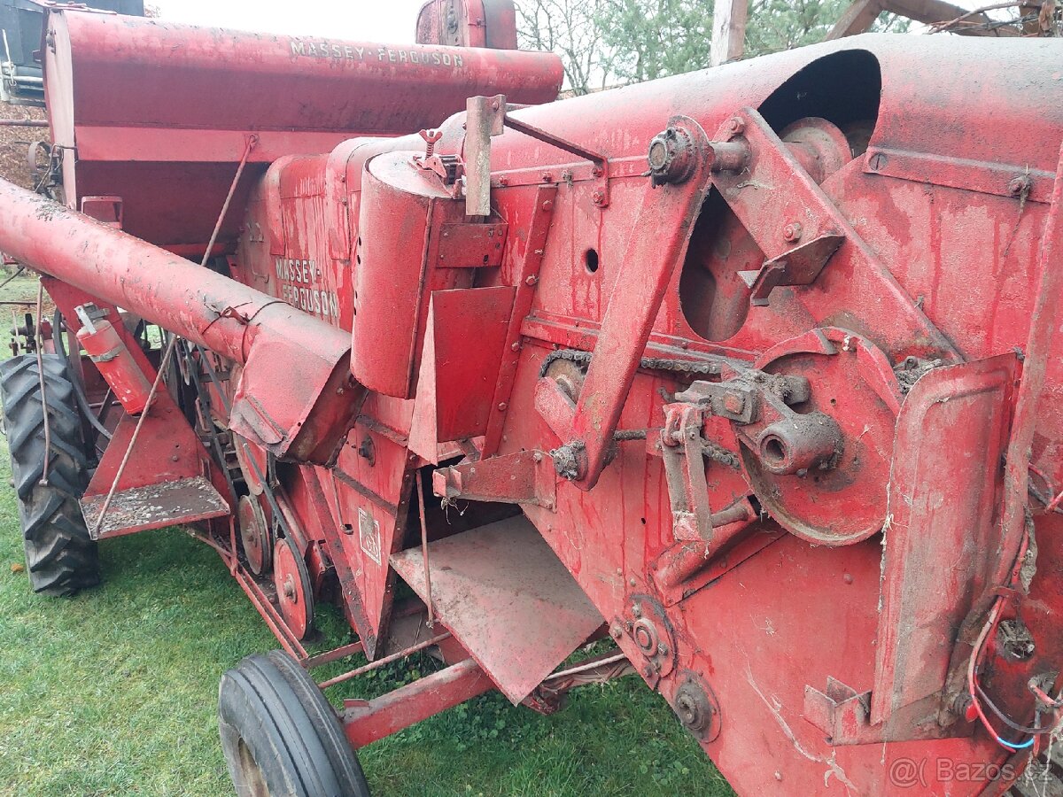 Kombajn Massey Ferguson 31 - 3