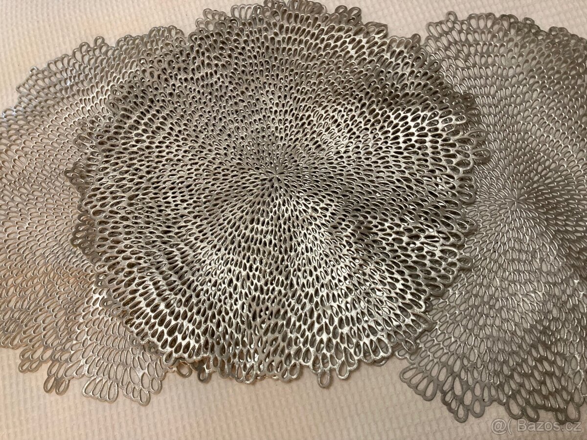 Prostírání na stůl - 3