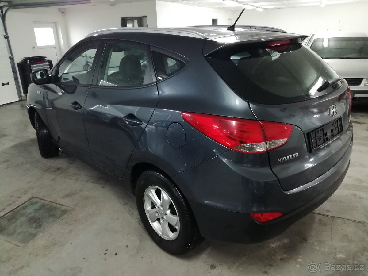 Hyundai ix35 - 2,0 benzín jen 49500km - 3