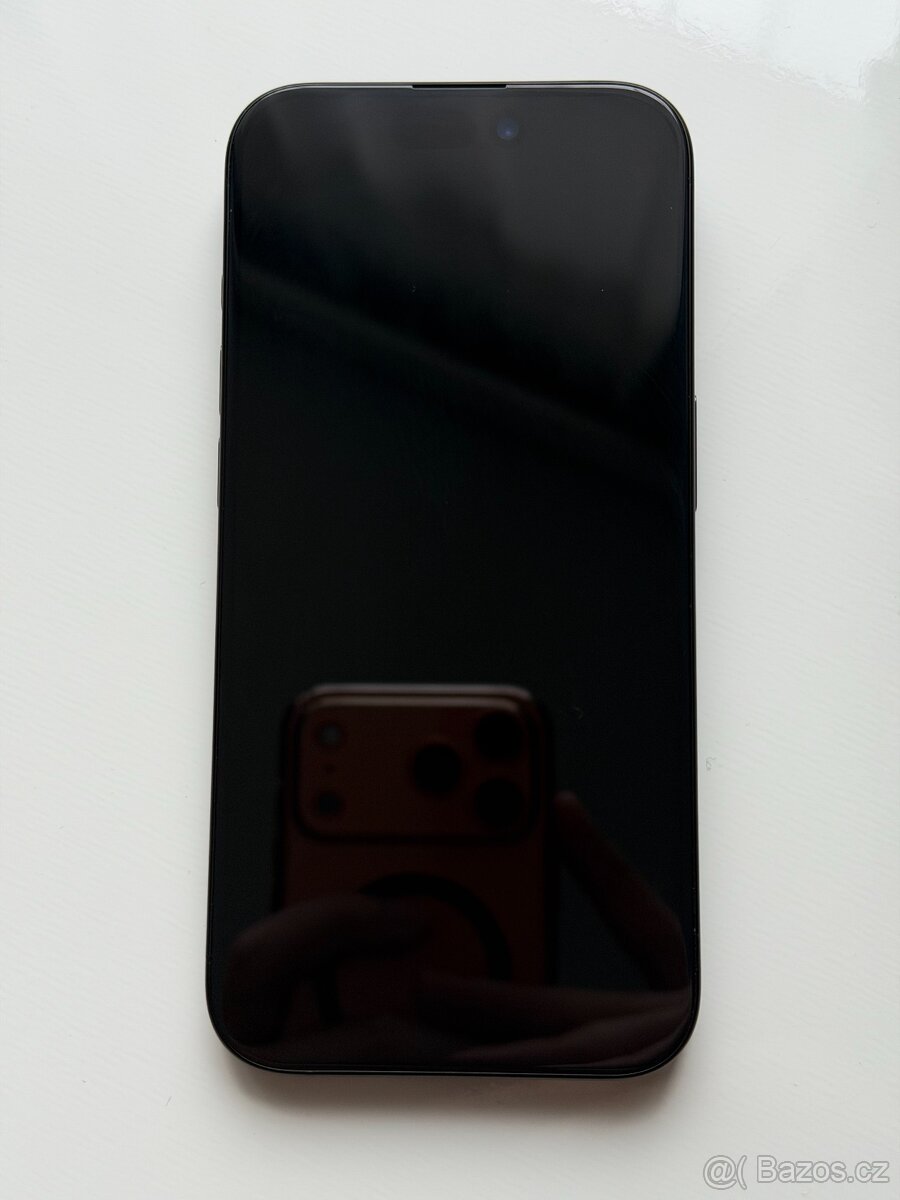 iPhone 15 Pro 256GB Černý, Baterie 100% - 3