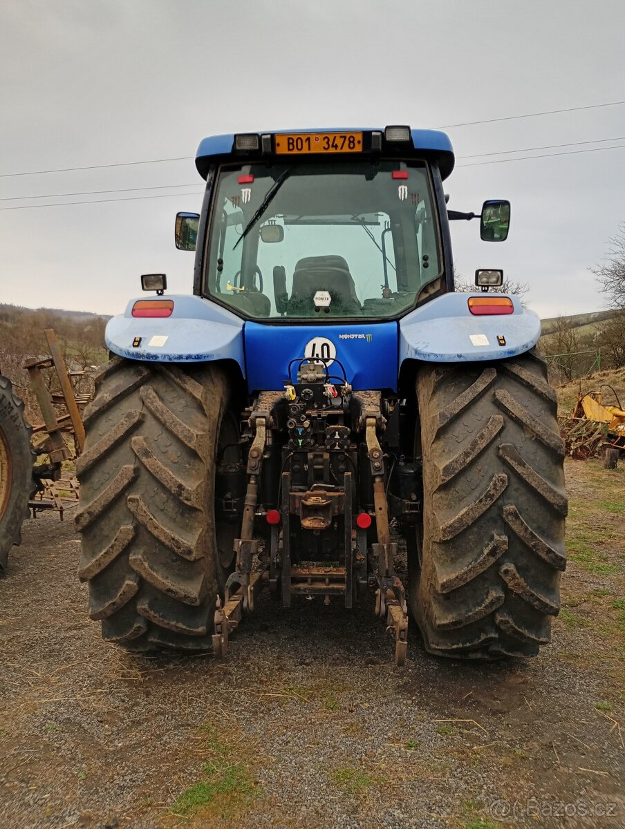 Prodám traktor New Holland TG255 - 3
