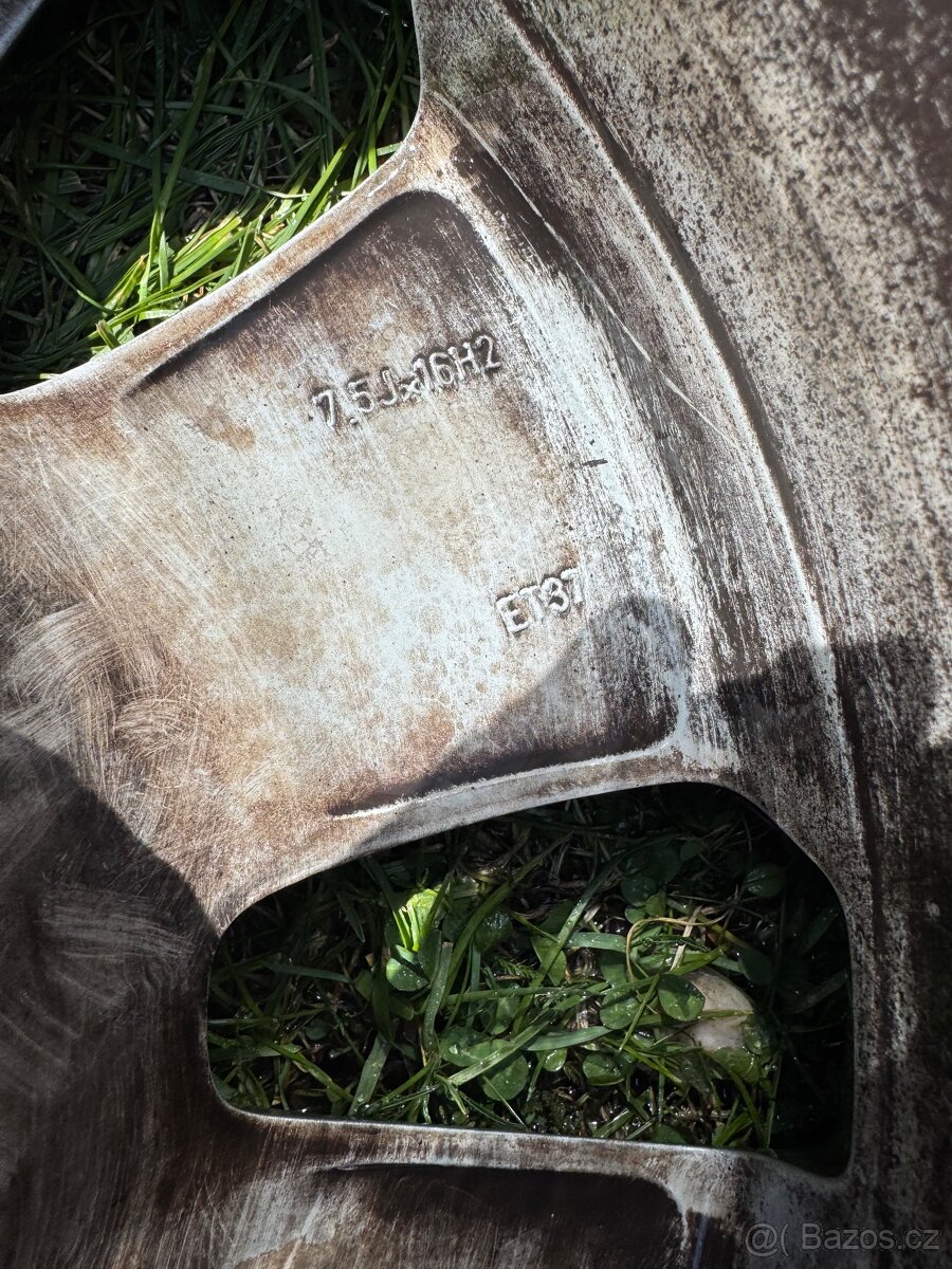 Litá kola Ronal - 3