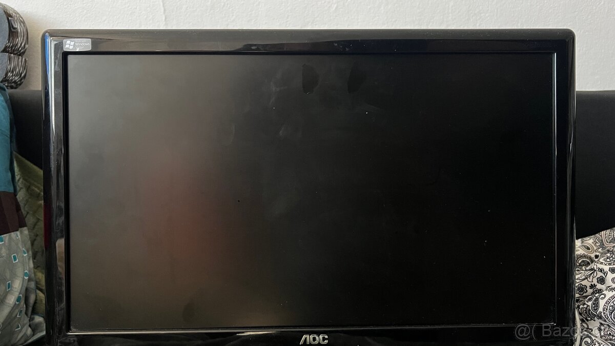 AOC LCD monitor - 3
