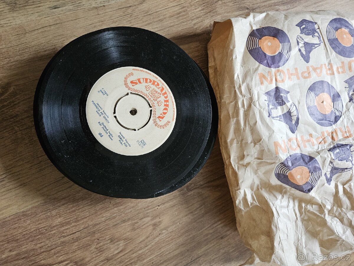 Vinyl desky - 3