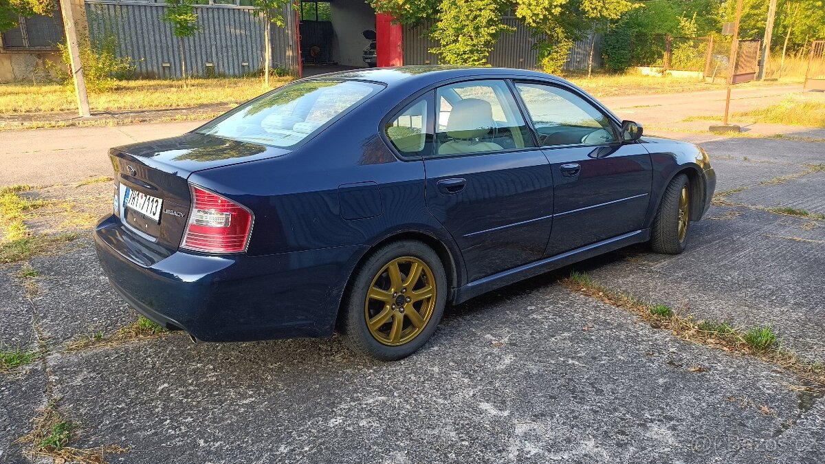 Subaru Legasy 2.5 l 127kw - 3
