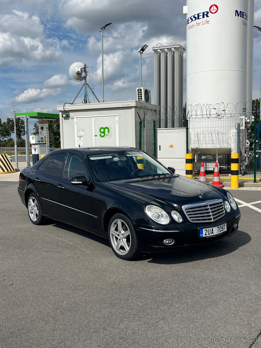 Mercedes W211 FaceLift - 3