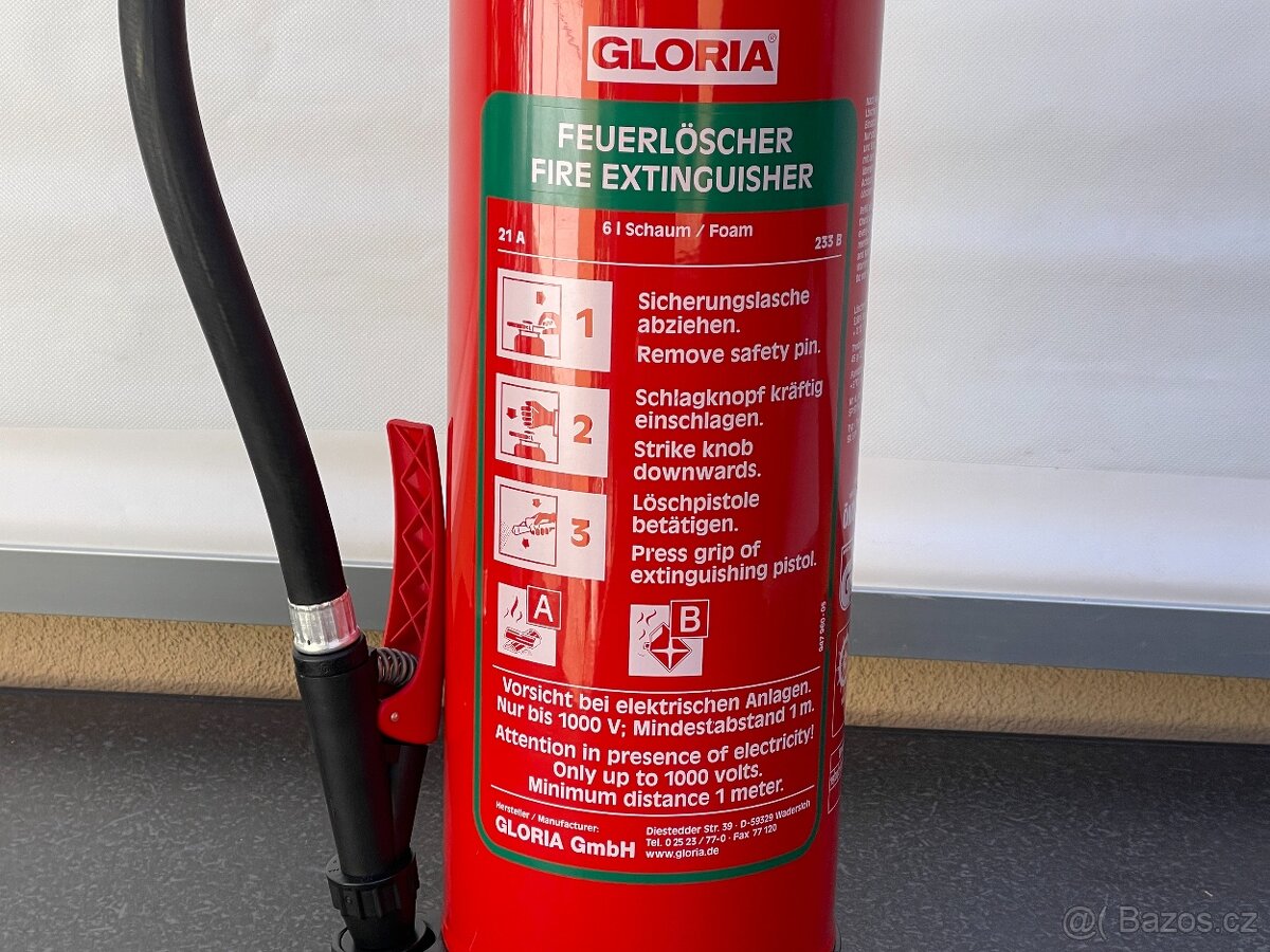 Pěnový hasicí přístroj 6l Gloria - 3