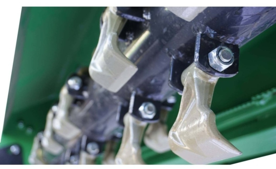 MULČOVAČ KLADÍVKOVÝ - 3