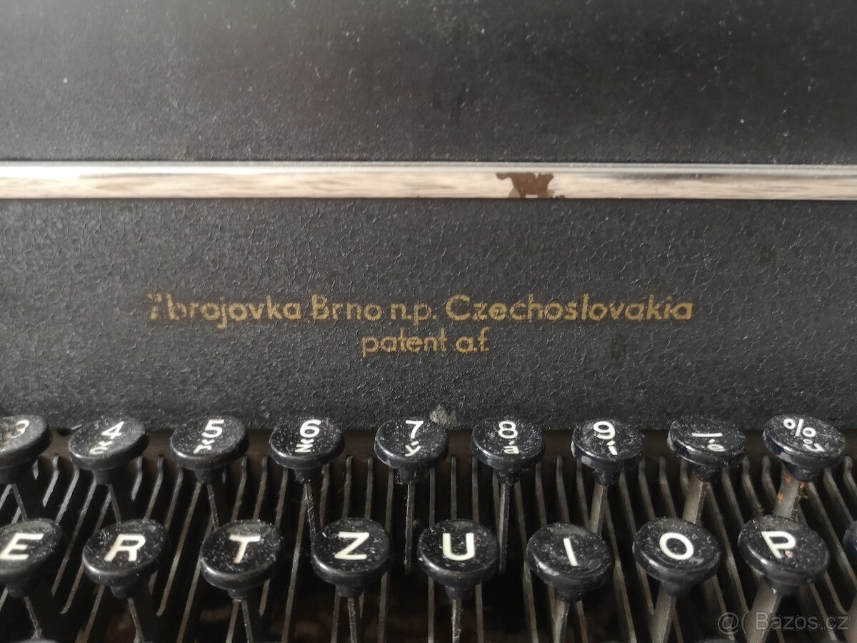 Staré psací stroje retro - 3