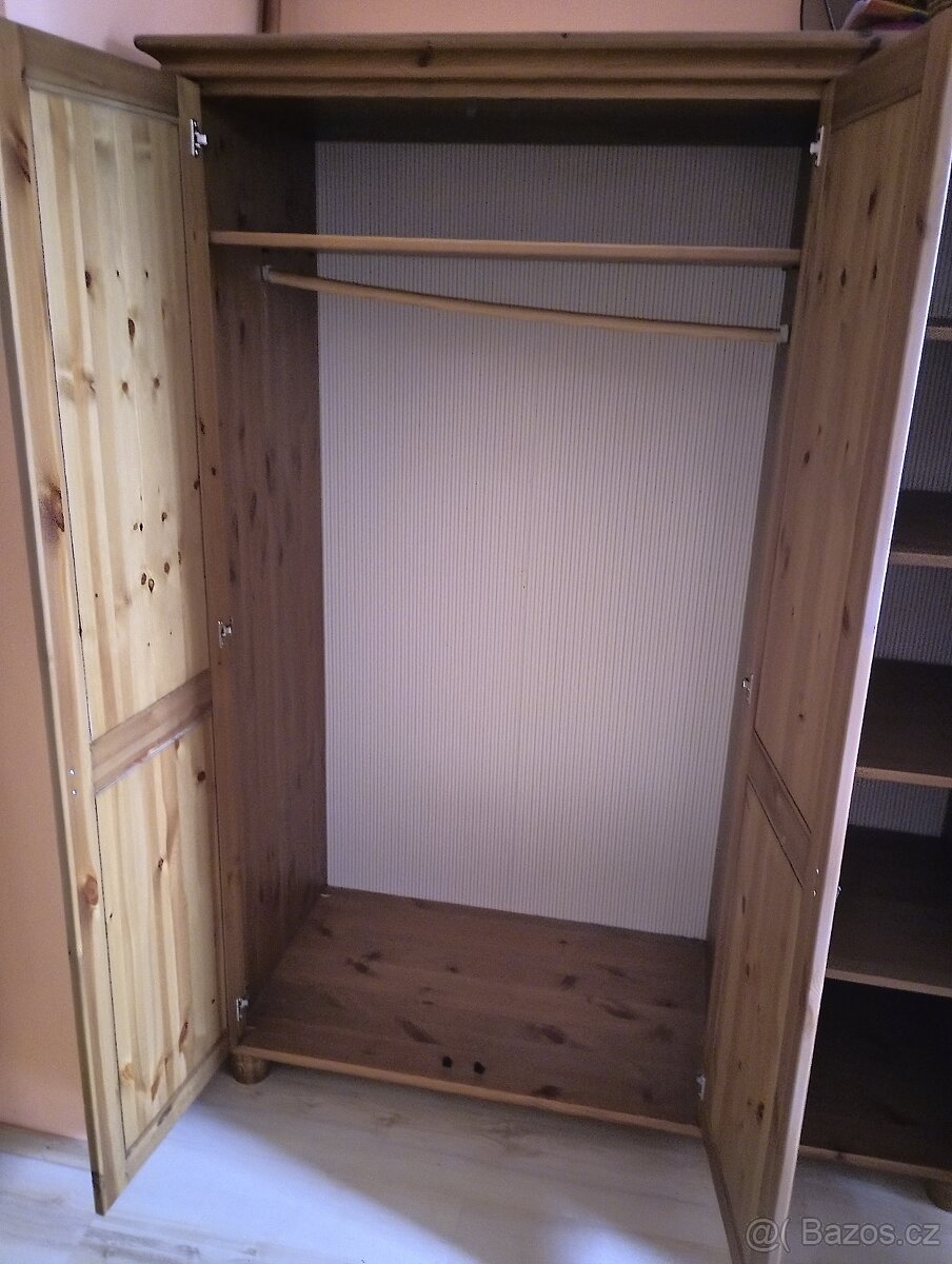 Šatní skříň - 3