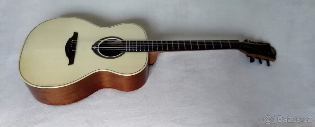 Predam gitaru LAG Tramontane T88A. - 3