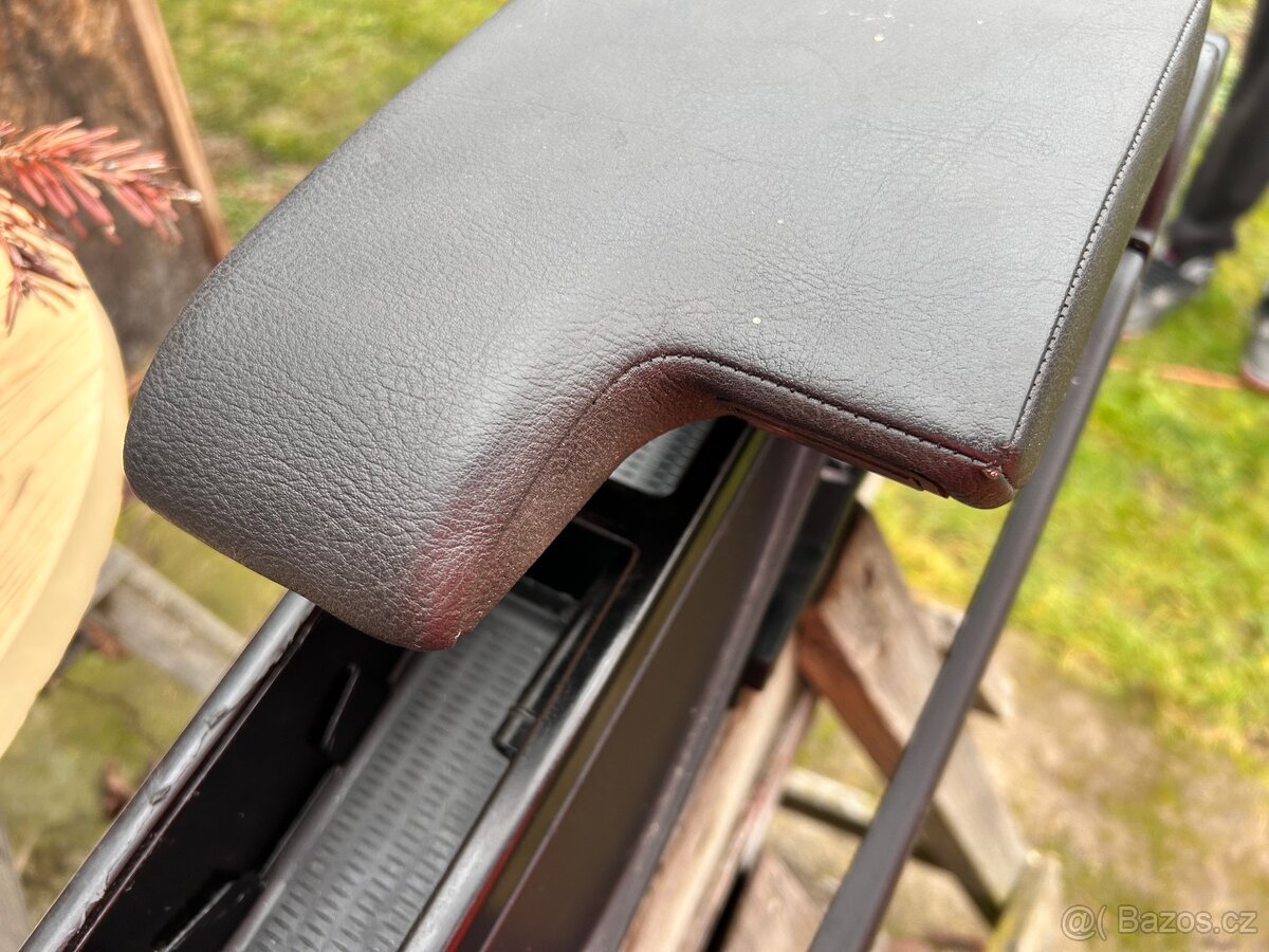 Loketní opěrka - 3