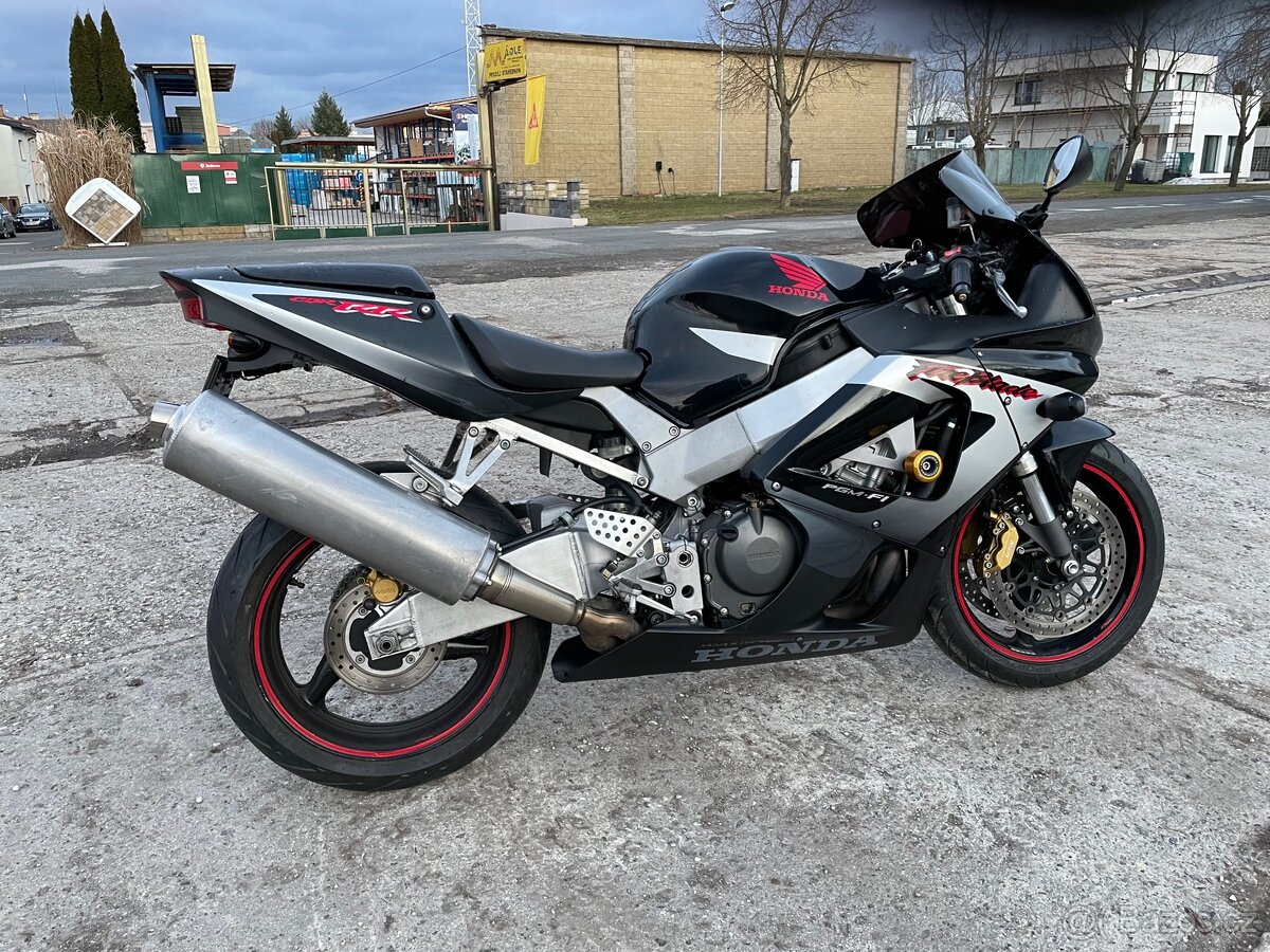 Honda CBR 929RR Fireblade - 3