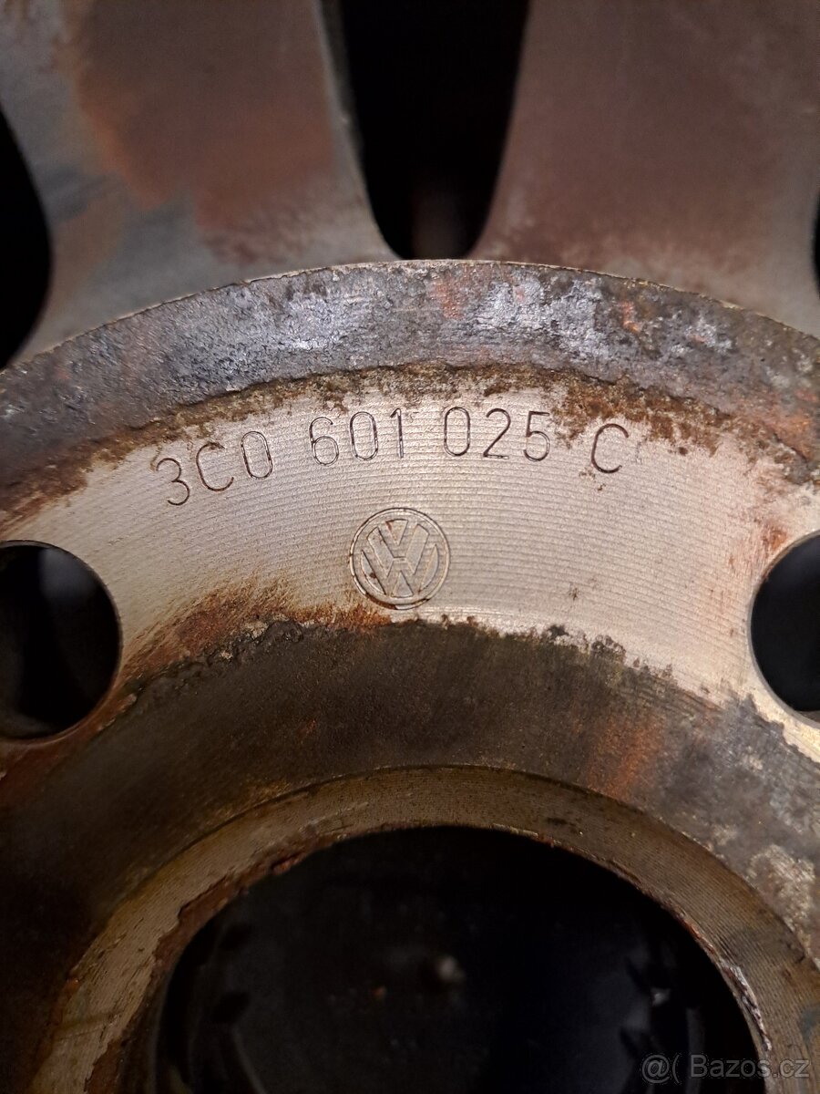 Litá kola VW R16 sada - 3