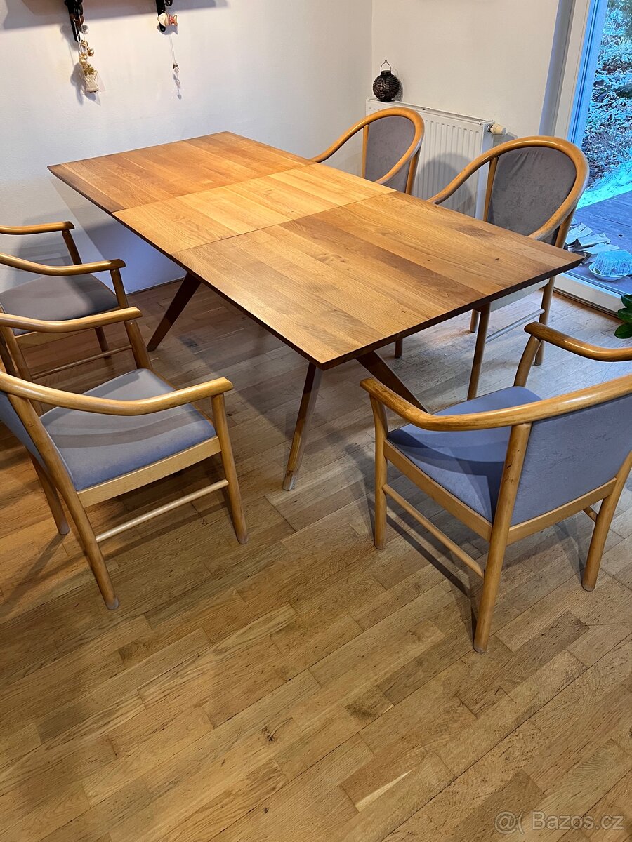 Jídelní rozkládací stůl masiv dub - 3
