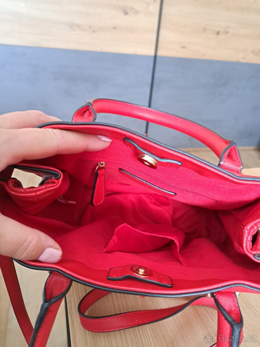 Růžovo-červená kabelka - 3