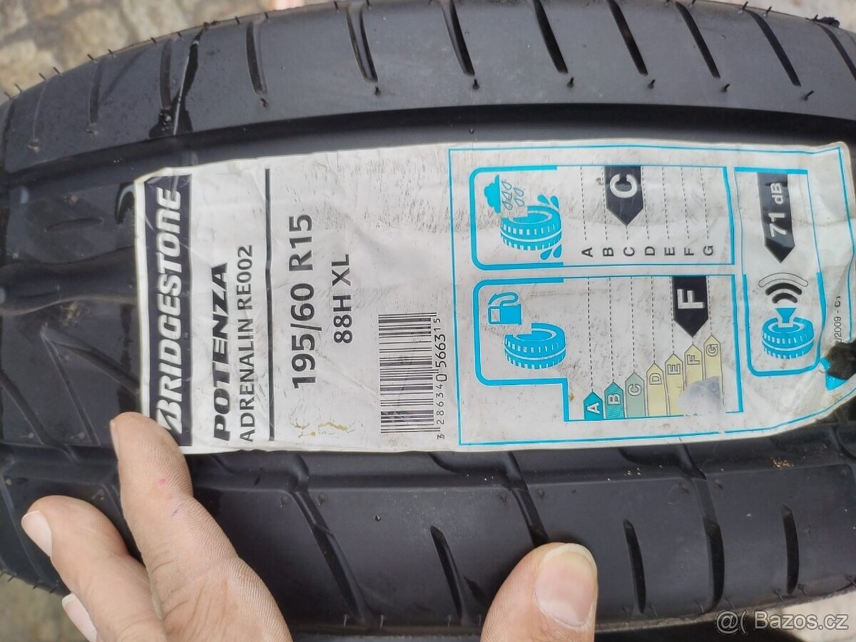 195/60/15 letni pneu BRIDGESTONE a BARUM 195/60 R15 - 3
