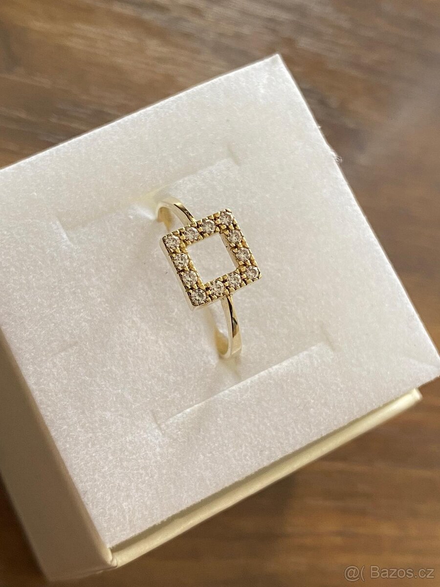 Zlatý dámský prstýnek - 3
