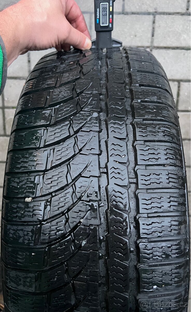 215/55 R17 - 2x zimní Nokian 6mm - 3