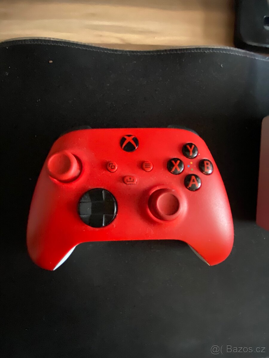 Xbox one s 500gb + 20her + ovladač - 3