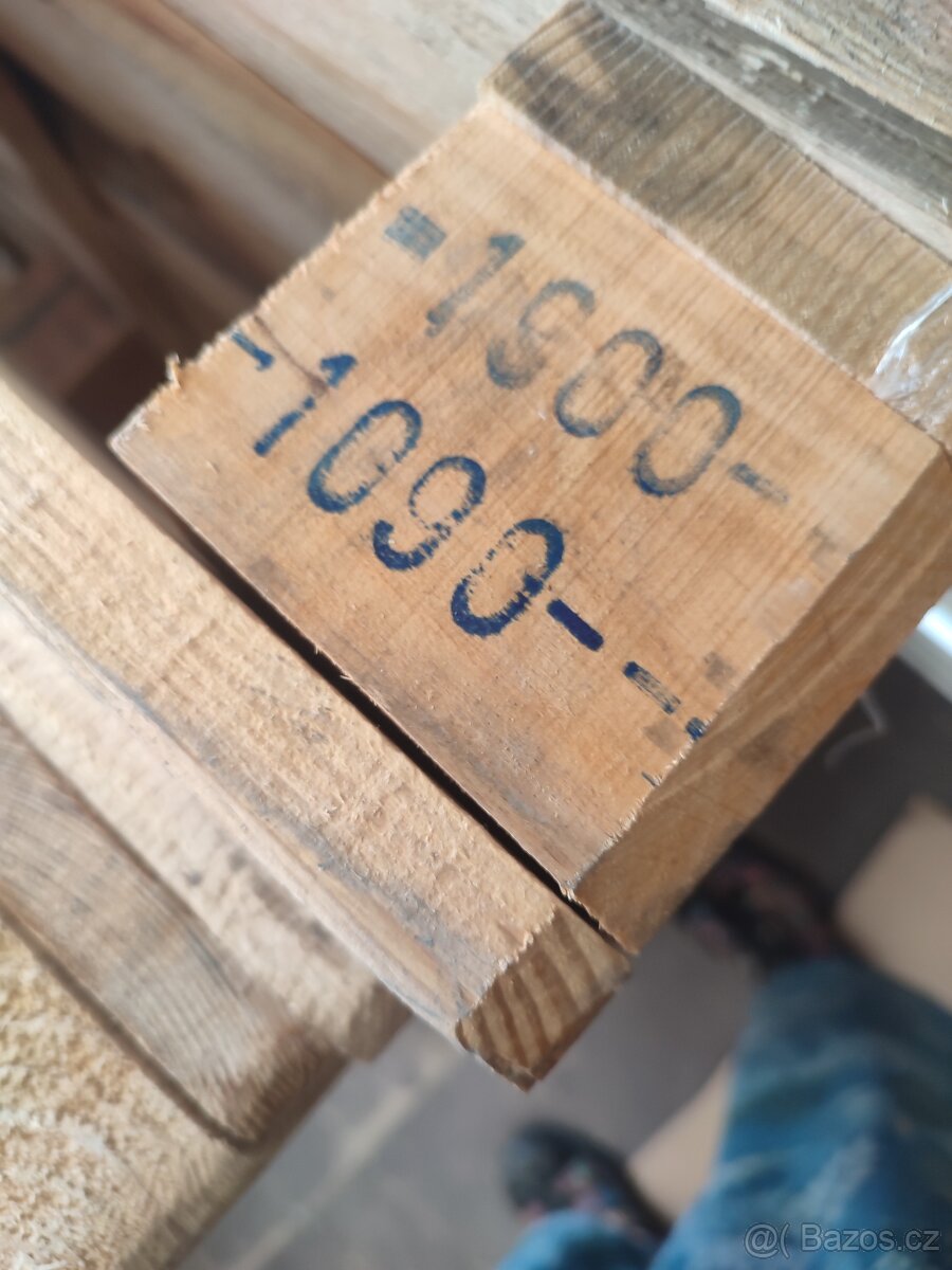 Palety dřevěné různé - 3
