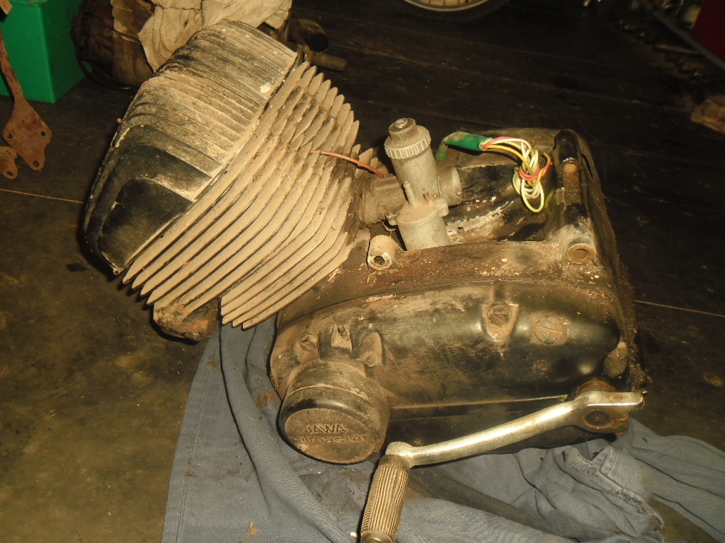 Jawa 250/623 Bizon Oilmaster - 3