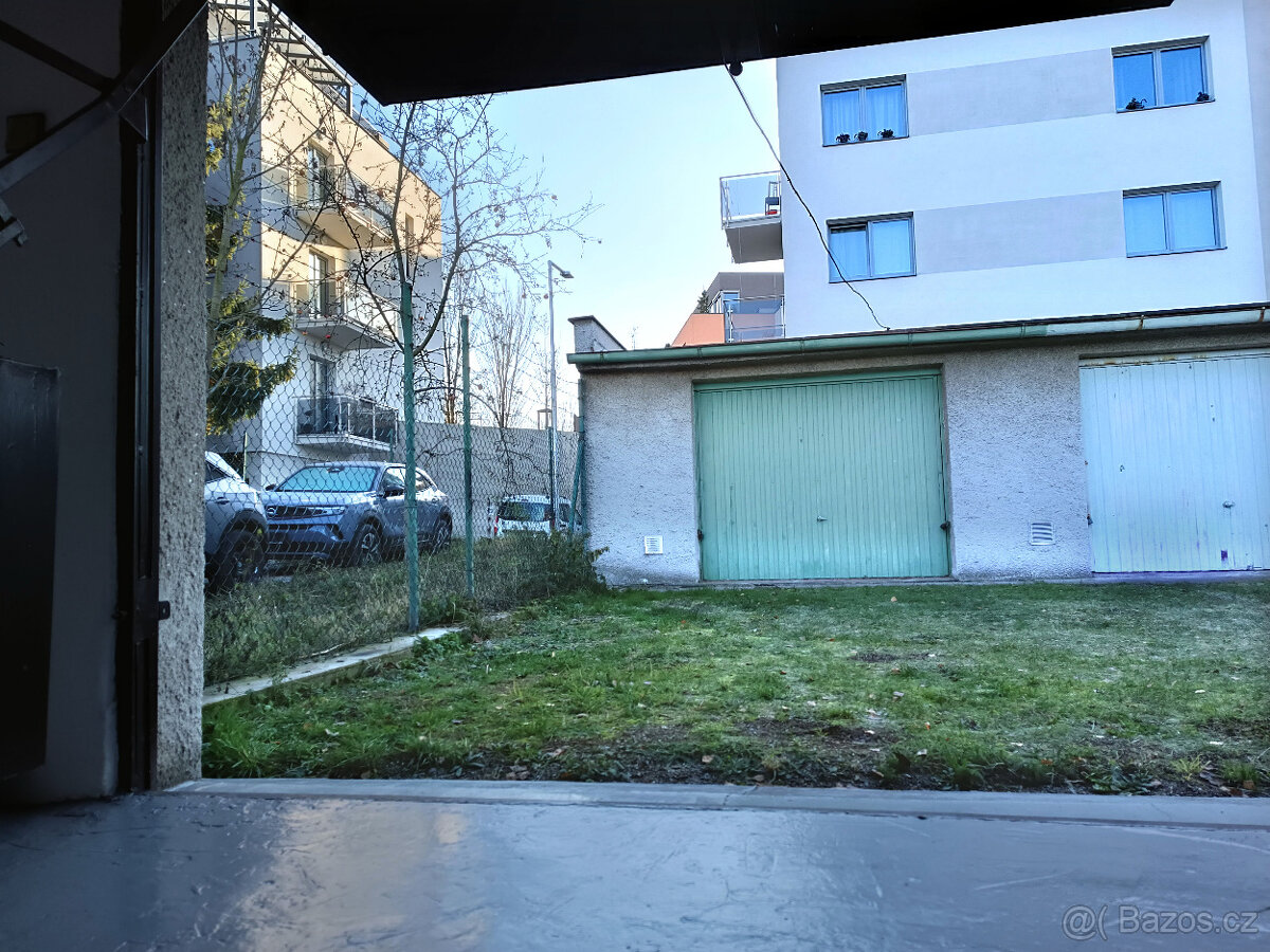 Pronájem garáže - 3