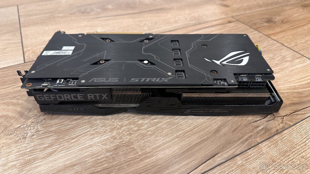 ASUS ROG STRIX RTX 2070 - 3
