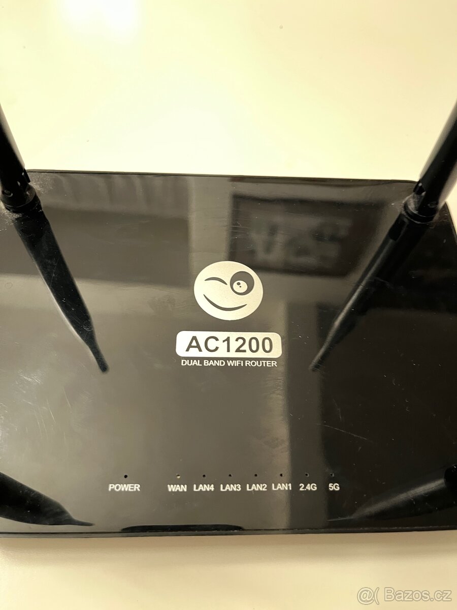 Prodám Dual Band Wifi Router AC 1200 - 3