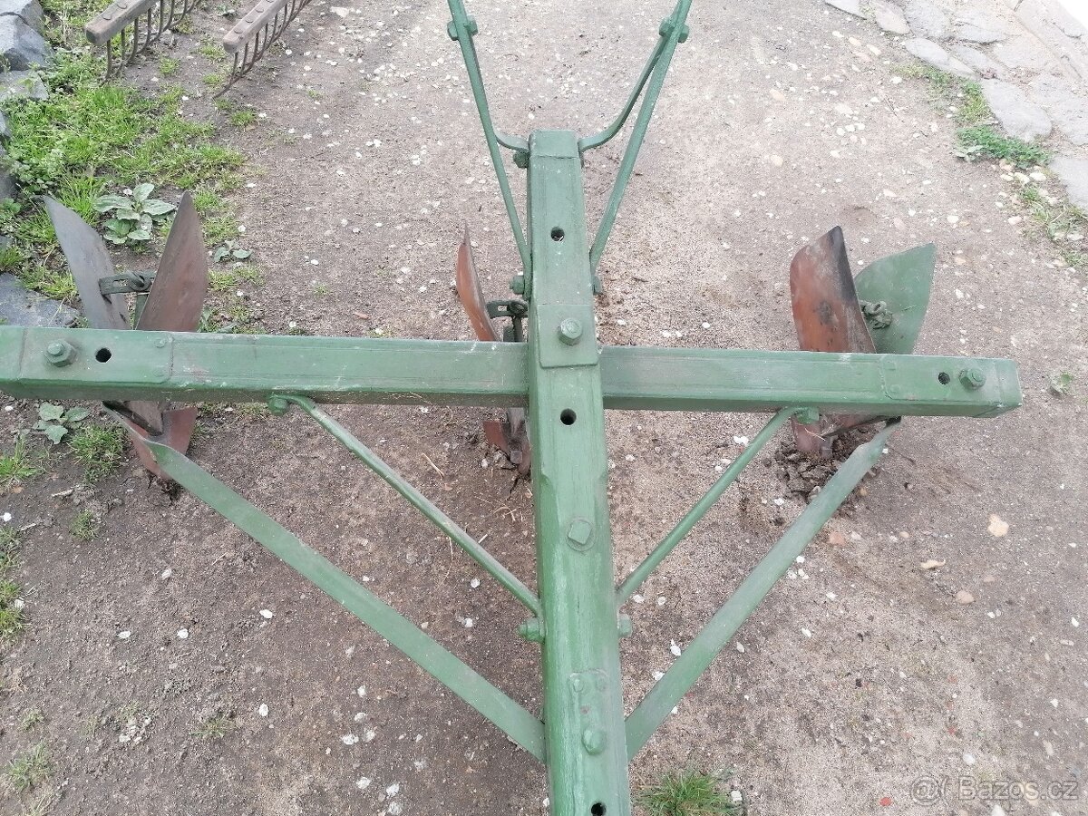 Zemědělské stroje ruční různé - 3