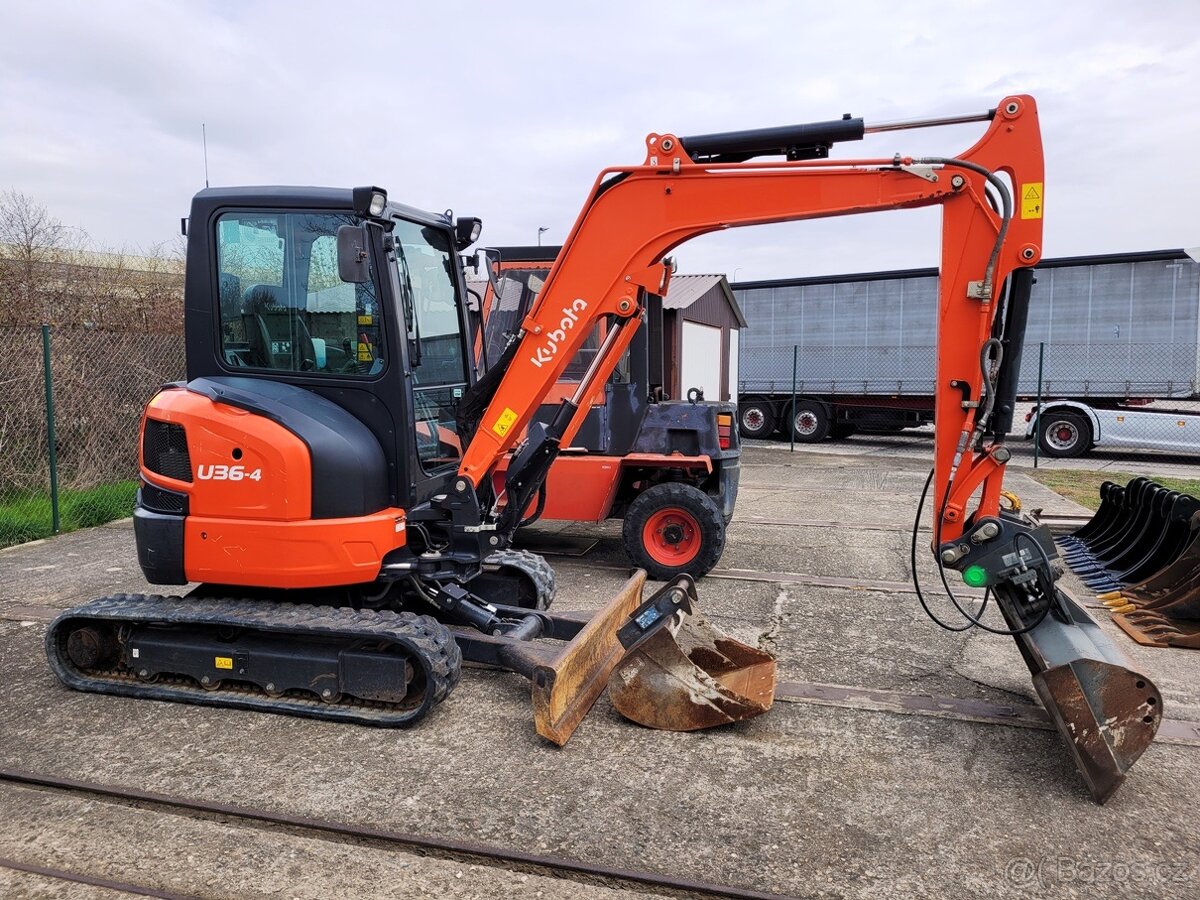 minibagr Kubota U36-4 - 3