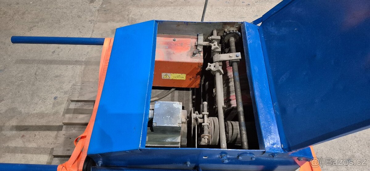 prodám vrátek nosnost 150 Kg - 3