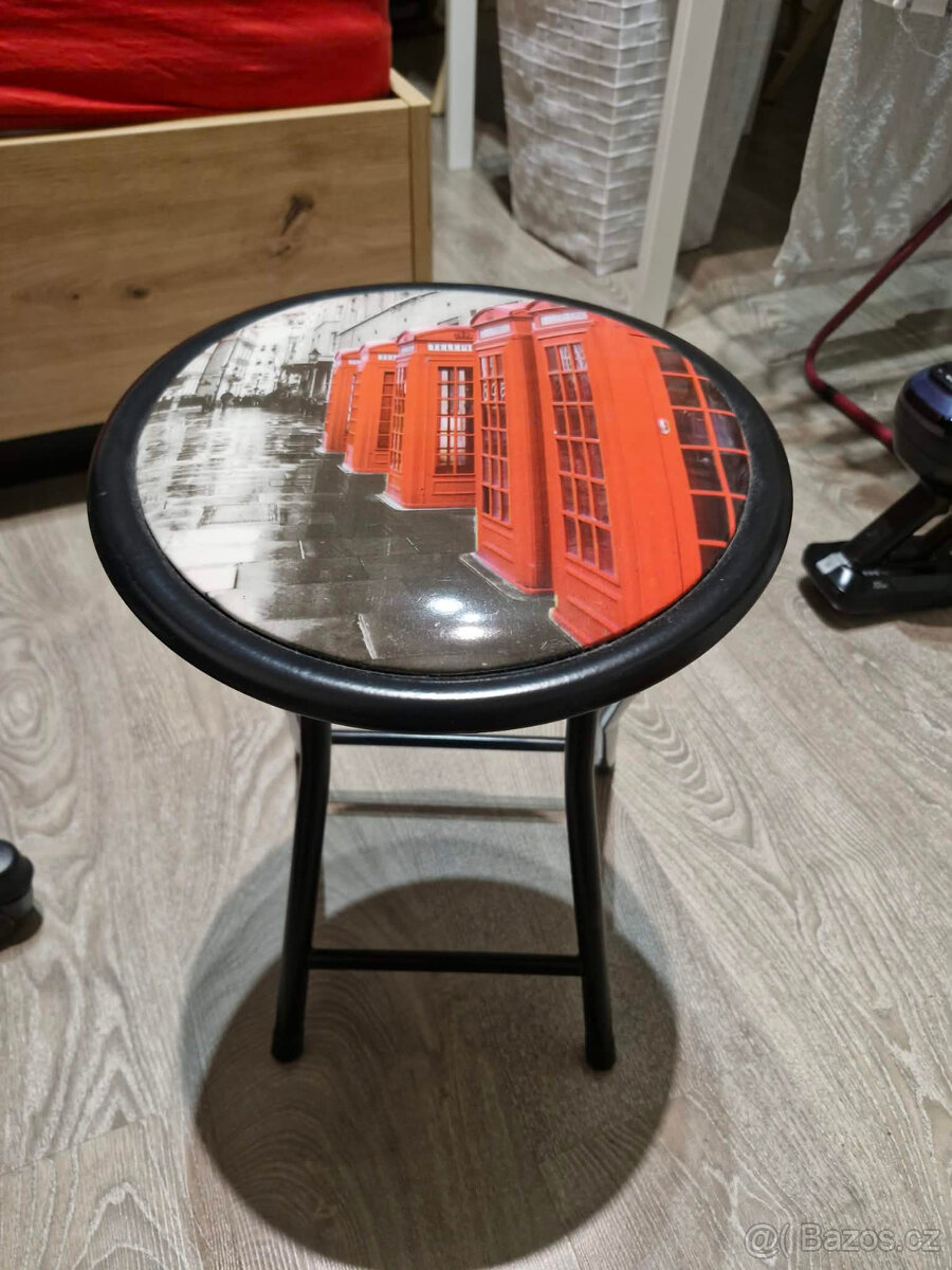 Stolička s motivem ulice Londýn - 3