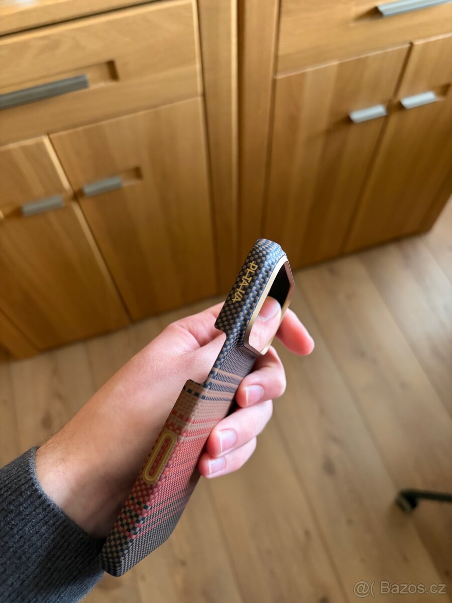 Pitaka Iphone 17 pro - 3
