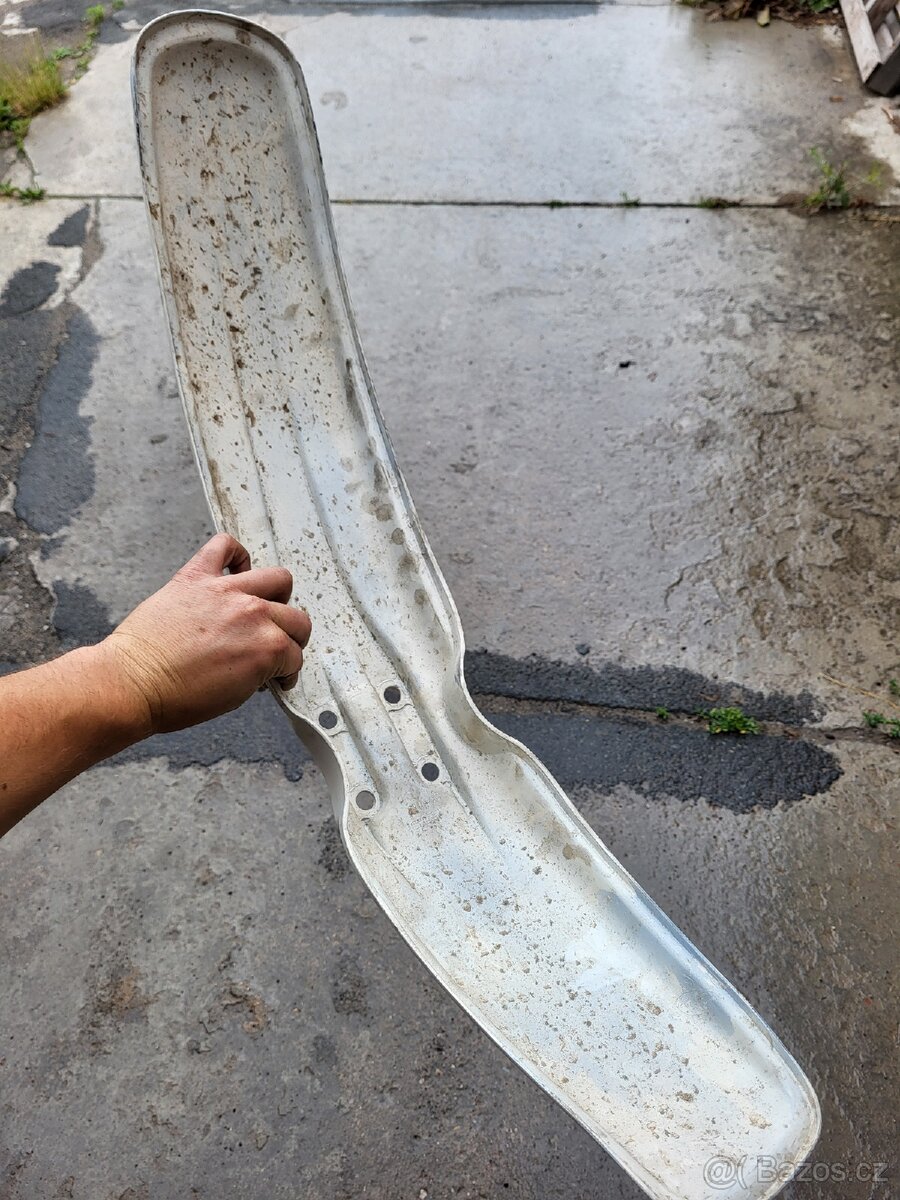 Yamaha XT 500 přední blatník - 3