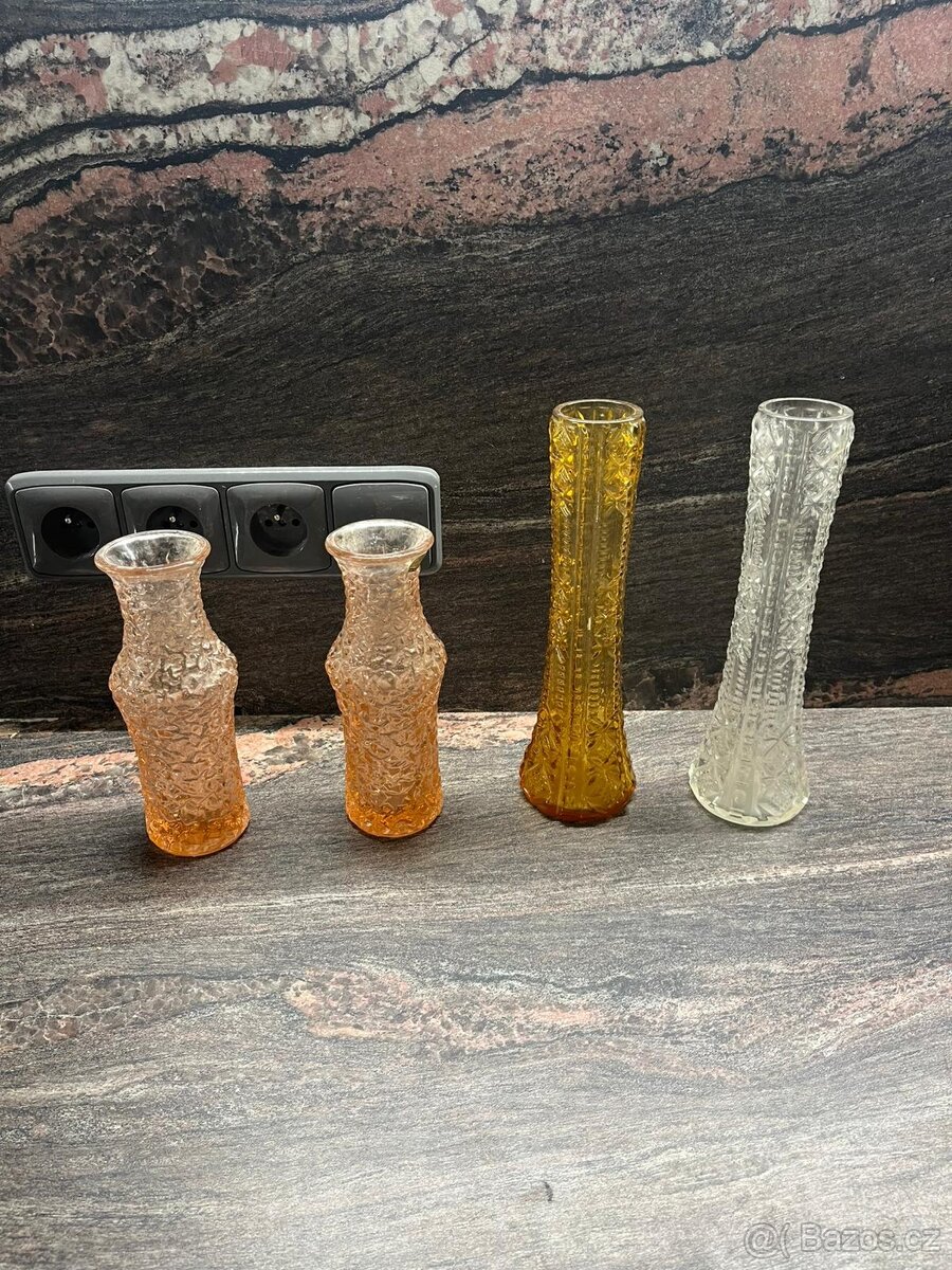 Retro vázy lisované sklo - 3