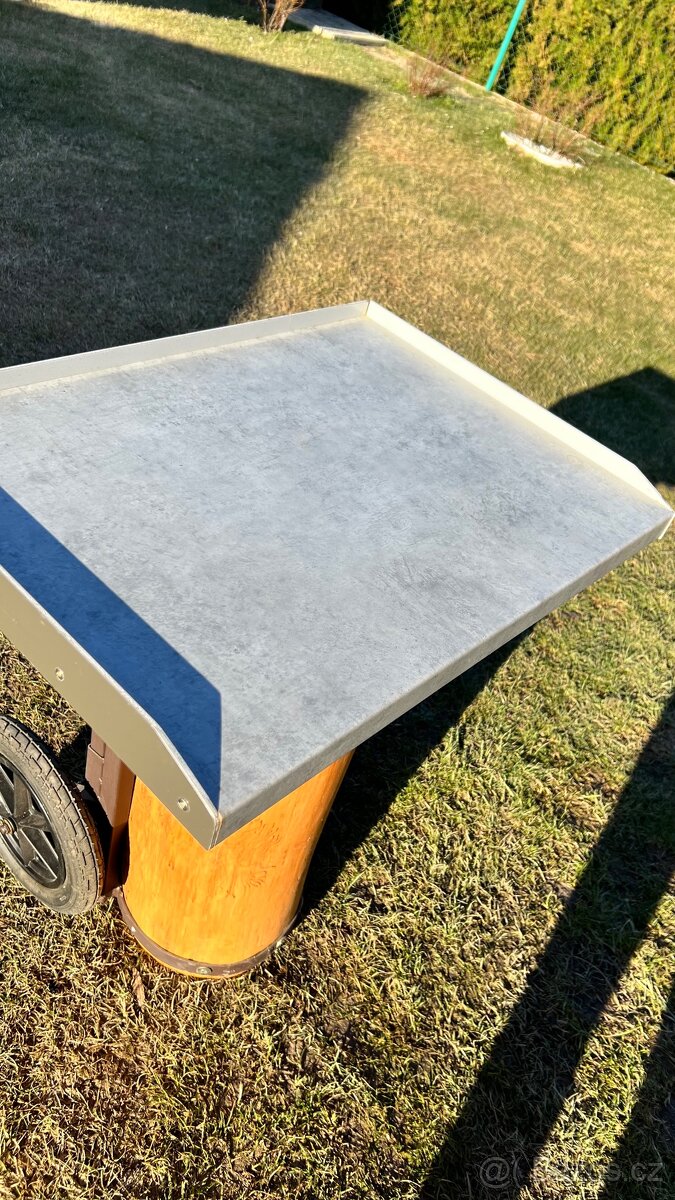 Prodám pojízdný jasanový špalek - 3