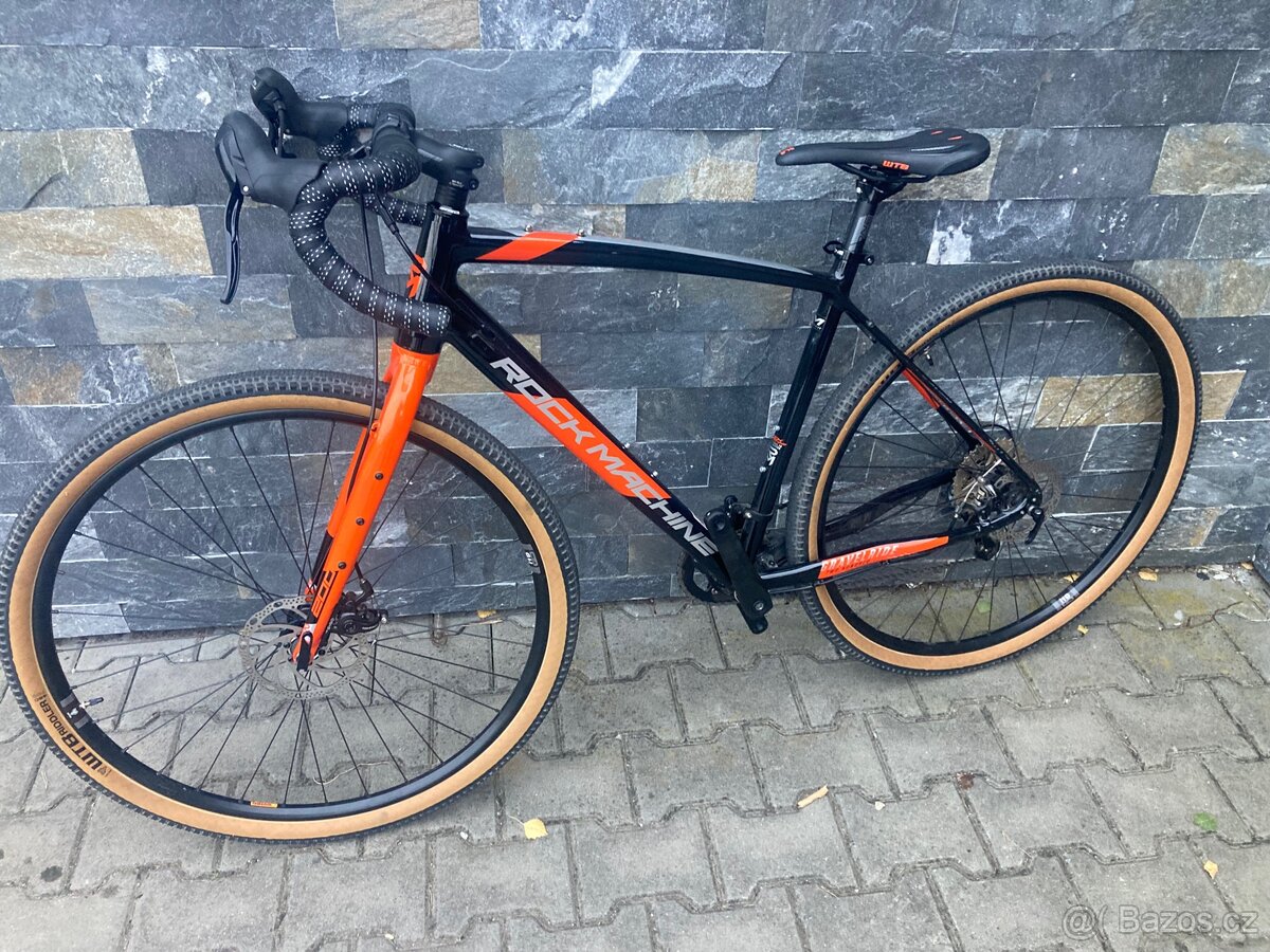 Gravel kolo - M rám - 3