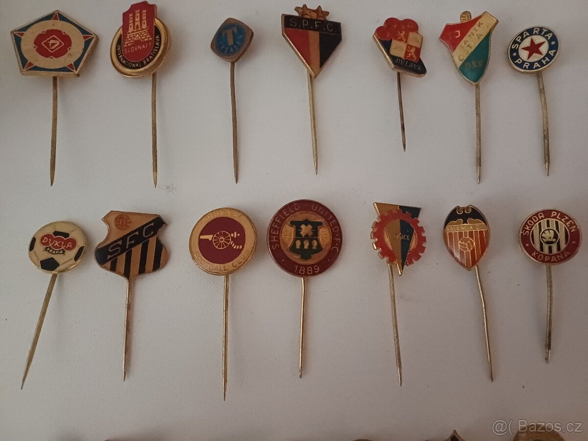 RETRO Fotbalové odznáčky a jiné odznáčky - 3