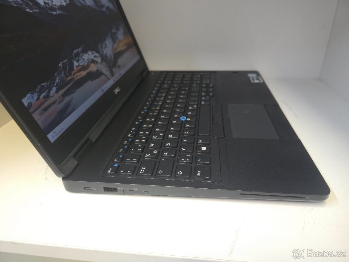 Dell Latitude 5590 i5 8gen 16/256GB 15,6" FHD - 3