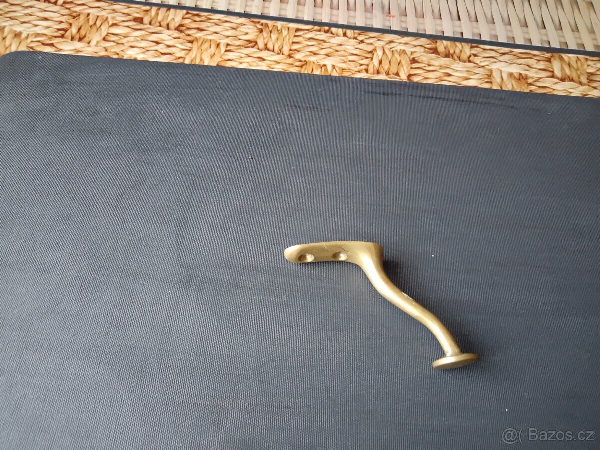 Celomosazné kování - 3