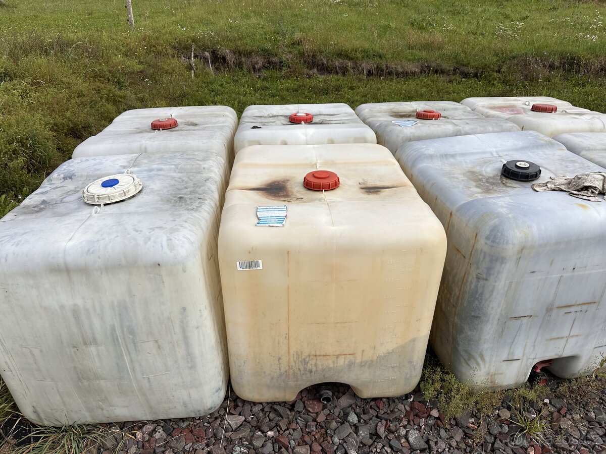IBC nádrž / nádoba / bublina 1000l (po oleji) - 3
