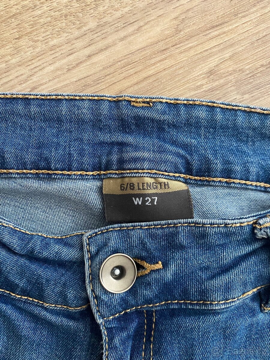 Dámské 3/4 kalhoty - 3