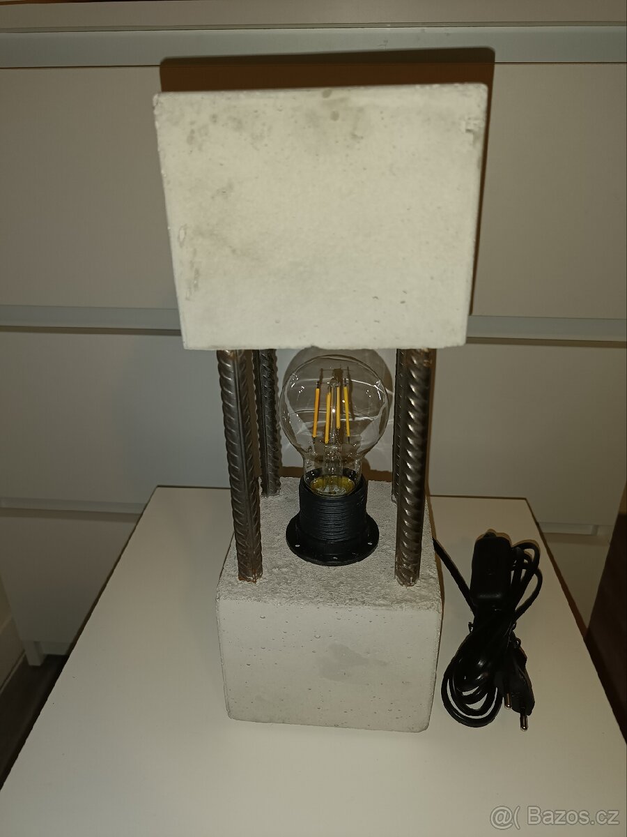 Světlo z betonu - 3