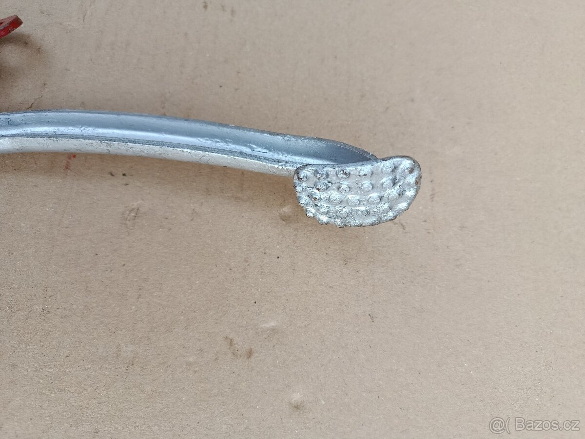 Jawa 250 Kývačka, Panelka - 3