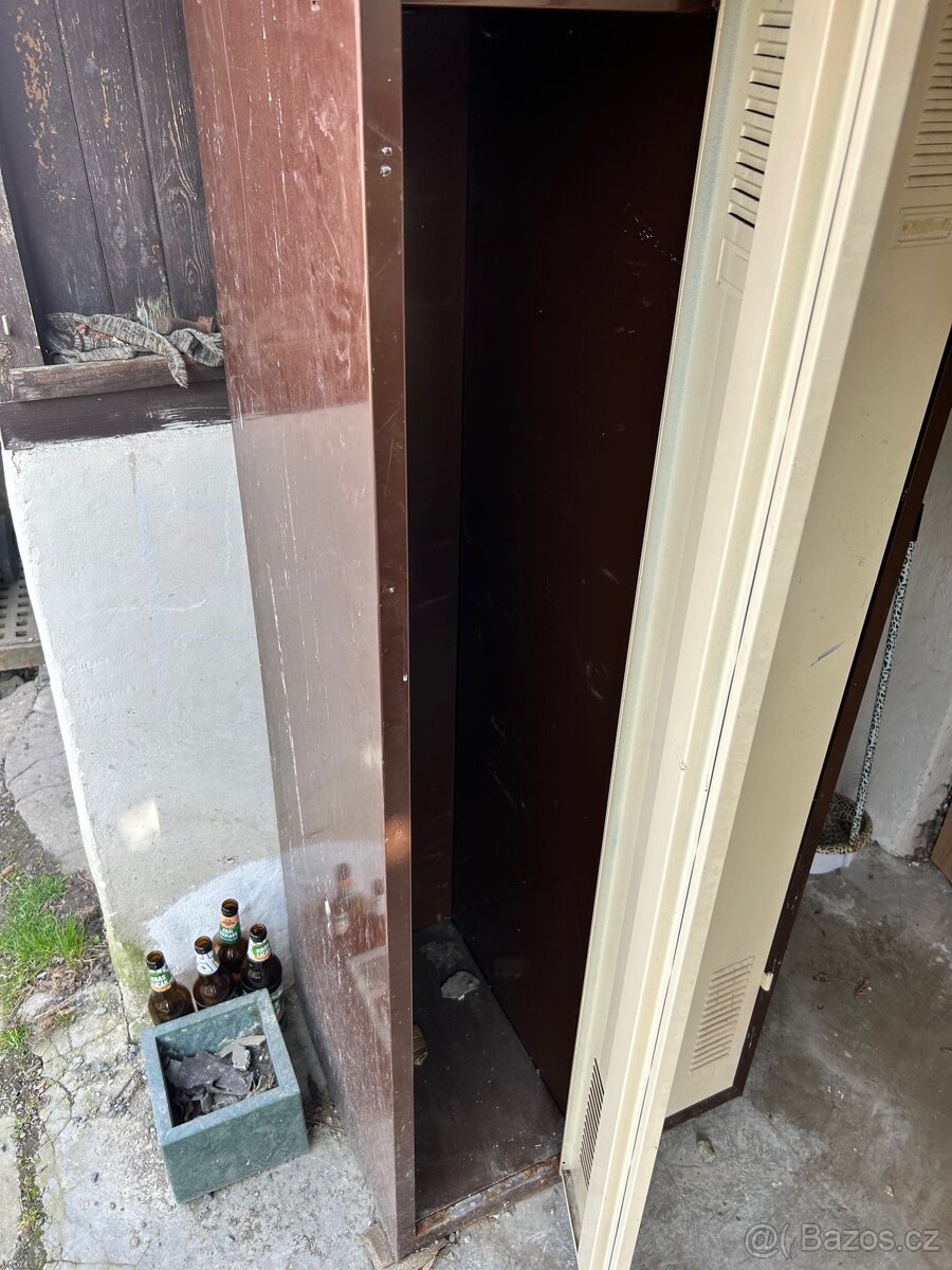 Plechová skříňka - 3