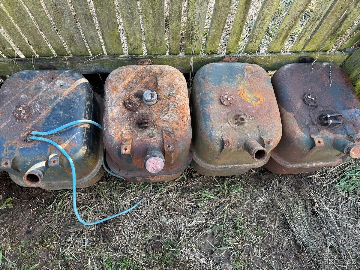 Nádrže Zetor uř 1 - 3