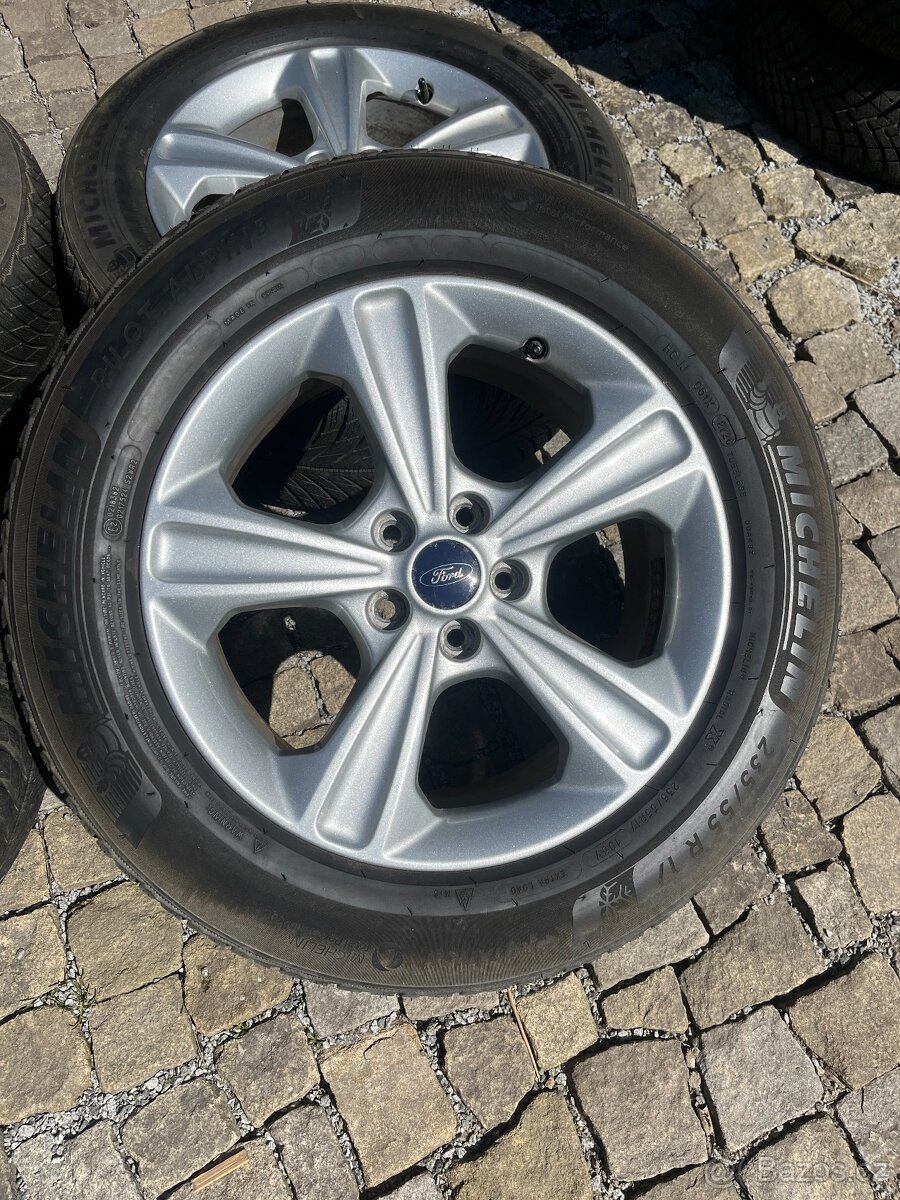 Sada originál ALU kol FORD - R17 - 235/55 - 3